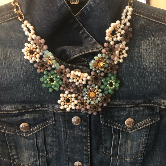 Statement Necklace super cute for summer - Picture 4 of 10